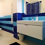 Hotel Caponapoli 8 *