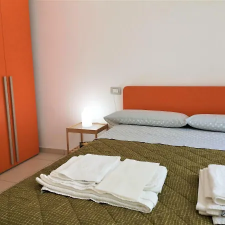 Ξενοδοχείο Caponapoli 8 *