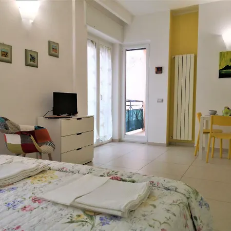 Caponapoli 8 Ξενοδοχείο Νάπολη